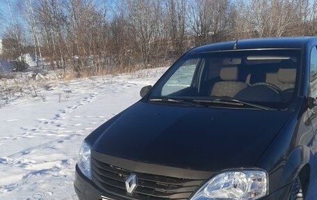 Renault Logan I, 2014 год, 260 000 рублей, 2 фотография