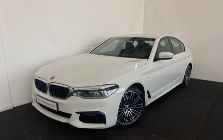 BMW 5 серия, 2019 год, 3 500 000 рублей, 2 фотография