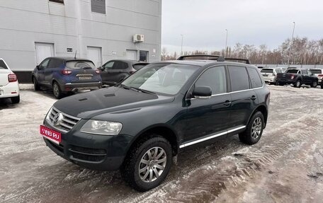 Volkswagen Touareg III, 2005 год, 878 000 рублей, 1 фотография