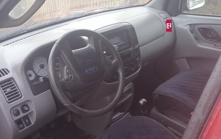 Ford Escape II, 2001 год, 300 000 рублей, 1 фотография