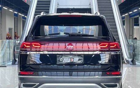 Volkswagen Teramont I, 2021 год, 3 100 015 рублей, 5 фотография