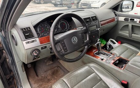 Volkswagen Touareg III, 2005 год, 878 000 рублей, 5 фотография