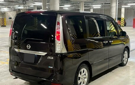 Nissan Serena IV, 2011 год, 1 390 000 рублей, 4 фотография