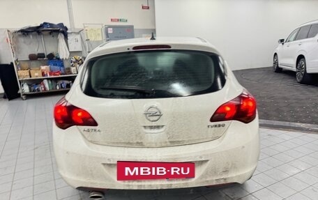 Opel Astra J, 2011 год, 815 000 рублей, 5 фотография