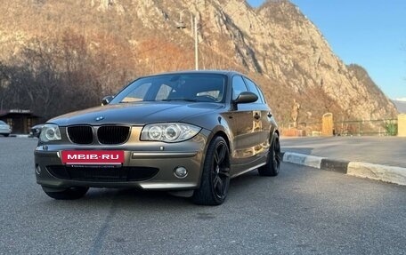 BMW 1 серия, 2005 год, 695 000 рублей, 8 фотография