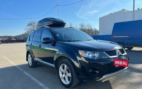 Mitsubishi Outlander III рестайлинг 3, 2008 год, 1 090 000 рублей, 3 фотография