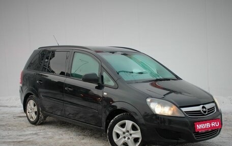 Opel Zafira B, 2012 год, 841 000 рублей, 3 фотография