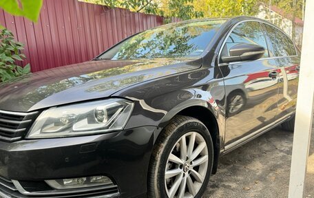 Volkswagen Passat B7, 2011 год, 1 190 000 рублей, 2 фотография