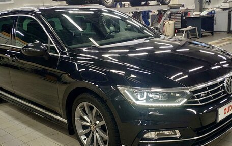 Volkswagen Passat B8 рестайлинг, 2017 год, 2 450 000 рублей, 6 фотография