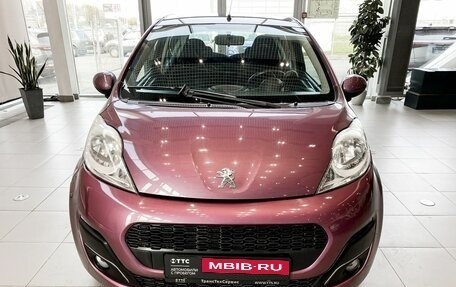 Peugeot 107 I рестайлинг, 2012 год, 449 000 рублей, 2 фотография