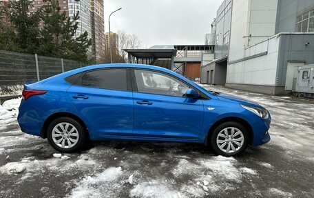 Hyundai Solaris II рестайлинг, 2018 год, 1 299 000 рублей, 4 фотография