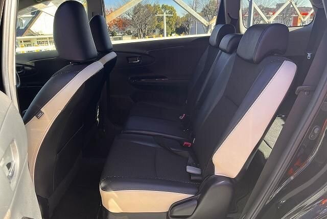 Toyota Wish II, 2012 год, 784 000 рублей, 14 фотография