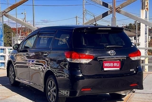Toyota Wish II, 2012 год, 784 000 рублей, 7 фотография
