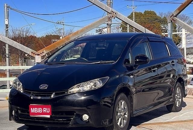 Toyota Wish II, 2012 год, 784 000 рублей, 6 фотография