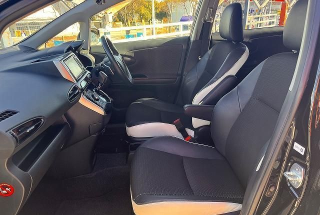 Toyota Wish II, 2012 год, 784 000 рублей, 16 фотография