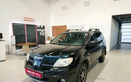 Mitsubishi Outlander III рестайлинг 3, 2007 год, 599 000 рублей, 1 фотография