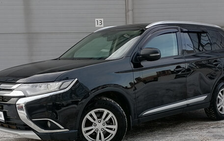 Mitsubishi Outlander III рестайлинг 3, 2018 год, 1 599 000 рублей, 1 фотография