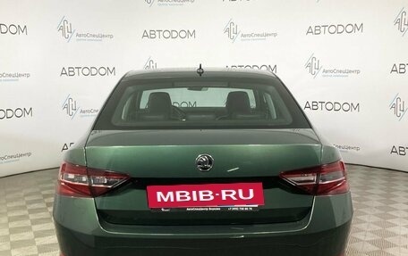 Skoda Superb III рестайлинг, 2018 год, 1 890 000 рублей, 6 фотография