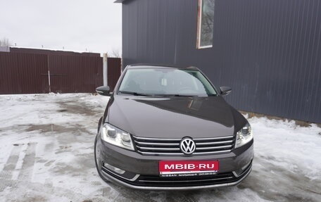 Volkswagen Passat B7, 2012 год, 1 300 000 рублей, 1 фотография