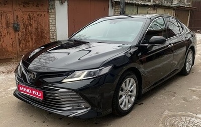 Toyota Camry, 2019 год, 3 198 000 рублей, 1 фотография