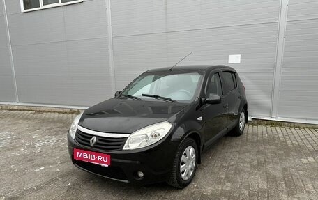 Renault Sandero I, 2013 год, 445 000 рублей, 1 фотография