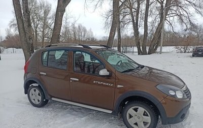 Renault Sandero I, 2013 год, 950 000 рублей, 1 фотография