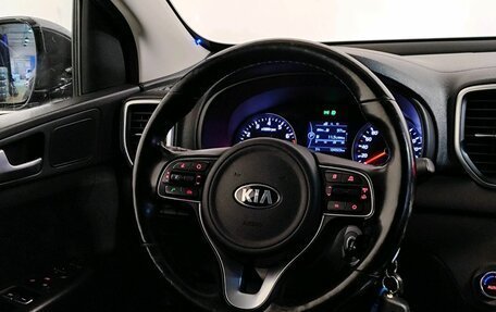 KIA Sportage IV рестайлинг, 2018 год, 1 989 000 рублей, 12 фотография