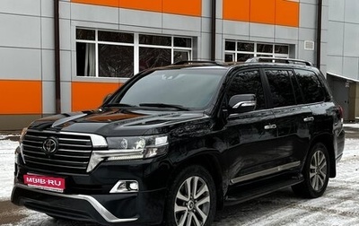 Toyota Land Cruiser 200, 2017 год, 8 200 000 рублей, 1 фотография