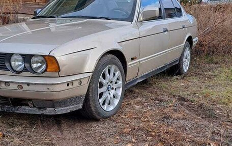 BMW 5 серия, 1991 год, 390 000 рублей, 1 фотография