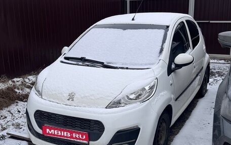 Peugeot 107 I рестайлинг, 2012 год, 600 000 рублей, 1 фотография