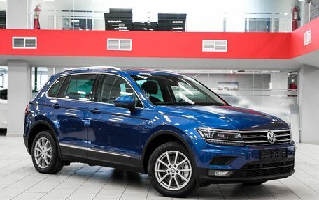 Volkswagen Tiguan II, 2019 год, 2 390 000 рублей, 3 фотография