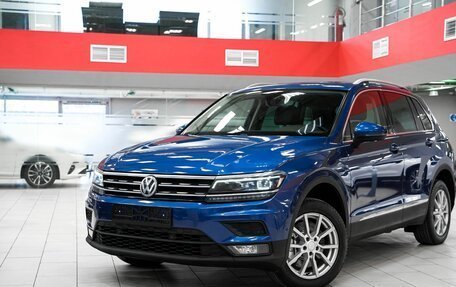 Volkswagen Tiguan II, 2019 год, 2 390 000 рублей, 5 фотография