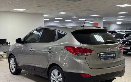 Hyundai ix35 I рестайлинг, 2011 год, 999 000 рублей, 6 фотография