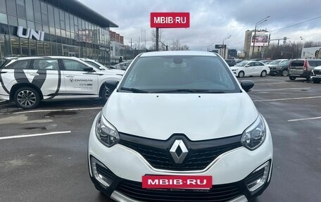 Renault Kaptur I рестайлинг, 2018 год, 919 000 рублей, 2 фотография