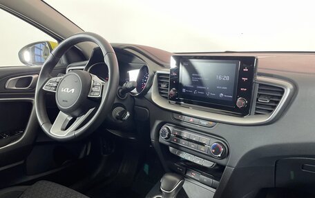 KIA cee'd III, 2022 год, 2 312 000 рублей, 15 фотография