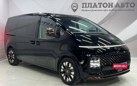 Hyundai Staria, 2023 год, 6 199 000 рублей, 5 фотография