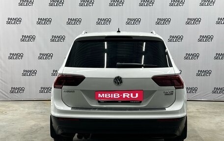 Volkswagen Tiguan II, 2017 год, 2 567 000 рублей, 5 фотография