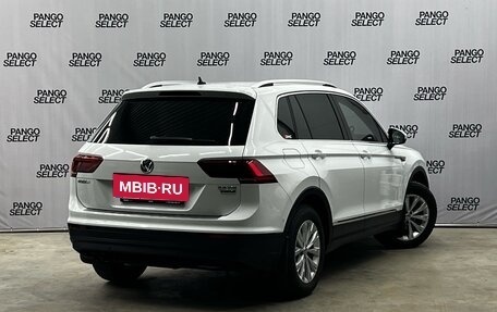 Volkswagen Tiguan II, 2017 год, 2 567 000 рублей, 6 фотография