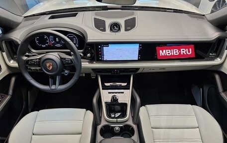 Porsche Cayenne III, 2024 год, 30 980 000 рублей, 7 фотография