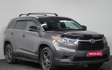 Toyota Highlander III, 2014 год, 2 265 000 рублей, 3 фотография