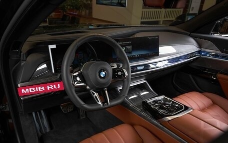 BMW 7 серия, 2024 год, 23 300 000 рублей, 18 фотография