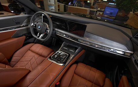 BMW 7 серия, 2024 год, 23 300 000 рублей, 22 фотография