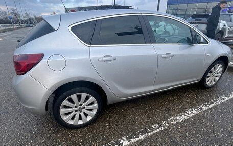 Opel Astra J, 2011 год, 825 000 рублей, 6 фотография