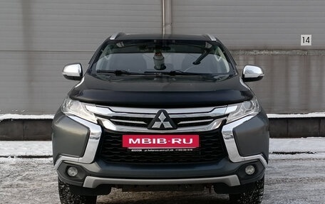 Mitsubishi Pajero Sport III рестайлинг, 2018 год, 2 449 000 рублей, 2 фотография