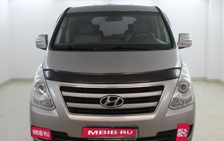 Hyundai Grand Starex Grand Starex I рестайлинг 2, 2016 год, 2 360 000 рублей, 2 фотография