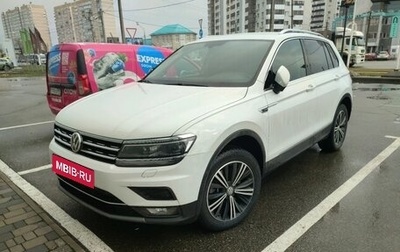 Volkswagen Tiguan II, 2018 год, 2 690 000 рублей, 1 фотография