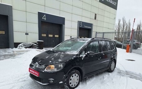 Volkswagen Touran III, 2010 год, 810 000 рублей, 1 фотография