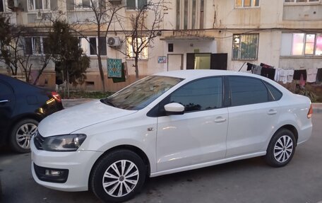 Volkswagen Polo VI (EU Market), 2015 год, 730 000 рублей, 1 фотография