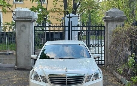 Mercedes-Benz E-Класс, 2011 год, 1 900 000 рублей, 1 фотография