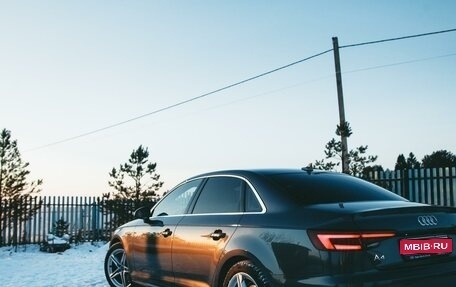 Audi A4, 2018 год, 2 850 000 рублей, 1 фотография